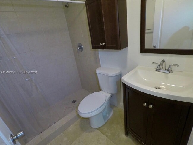 Building Photo - 2758 W Trade Ave