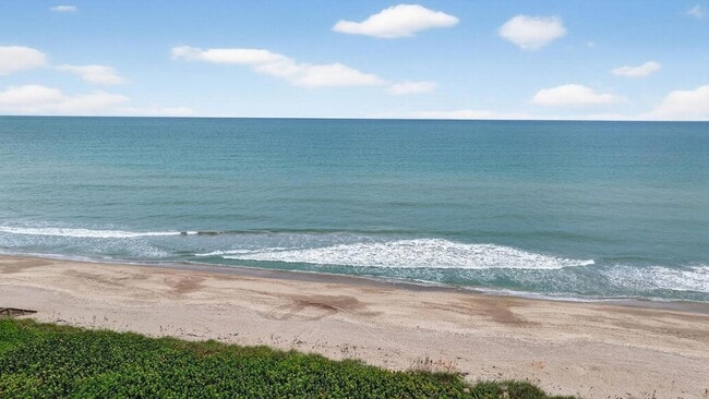 Building Photo - 9650 S Ocean Dr