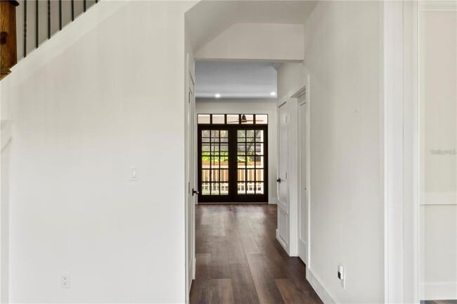 Building Photo - 1368 Hibiscus Ave
