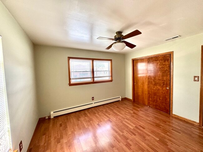 Building Photo - 2115 Sunnyside Ave