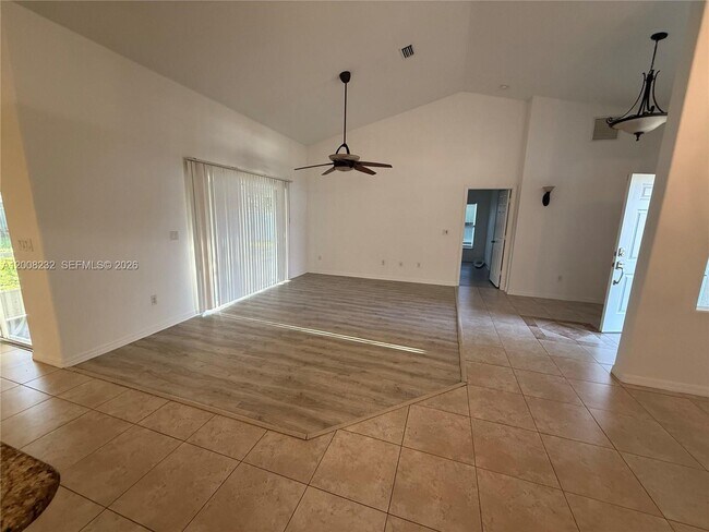 Building Photo - 3262 SW Cohutta St