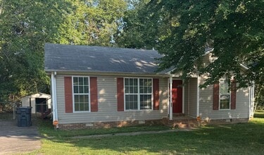 Building Photo - 625 Artic Ave