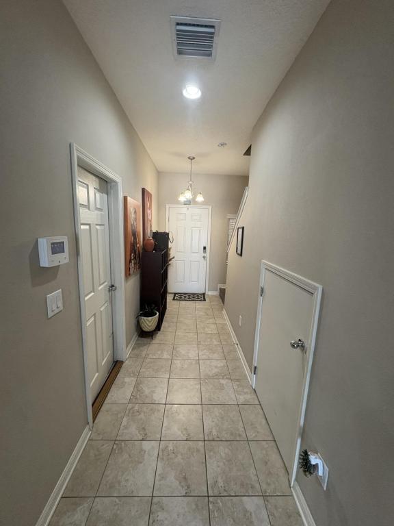 Building Photo - 7085 Woodchase Glen Dr