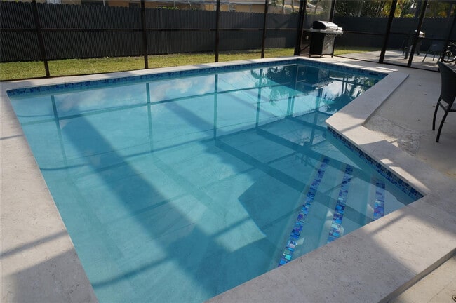 Building Photo - 9220 SW 56th St