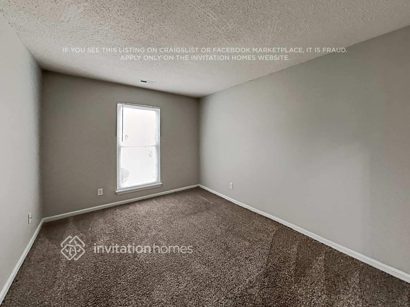 Building Photo - 8643 Bodkin Ct