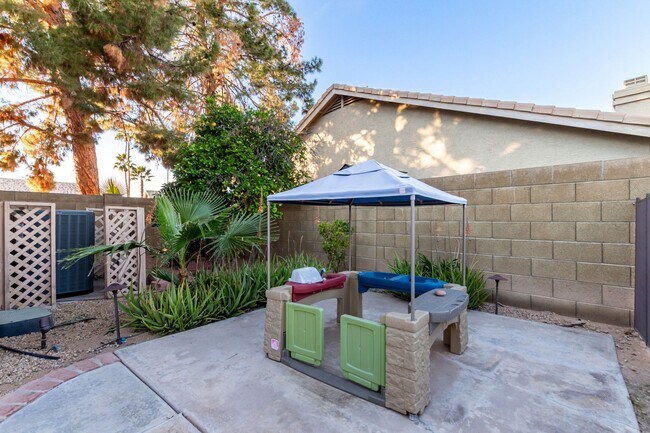 Building Photo - The Search is Over! 3-Bedroom, 2.5 baths with Refreshing Fenced Play Pool!