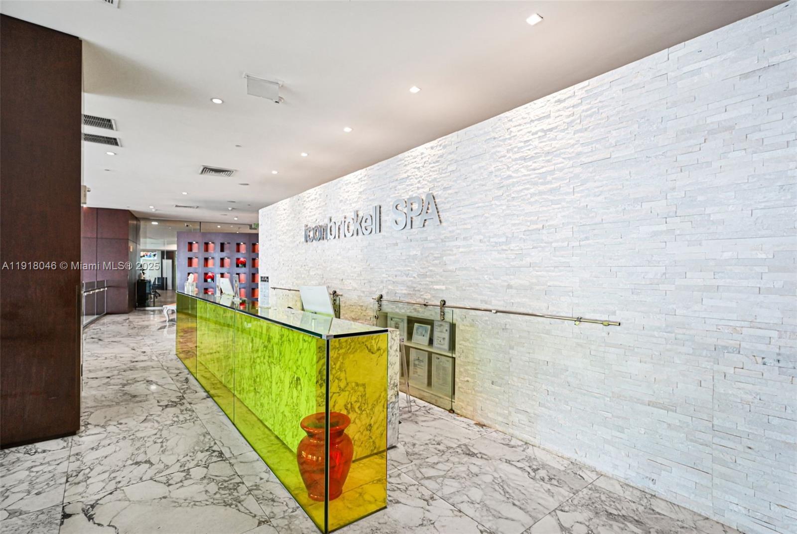 Building Photo - 475 Brickell Ave