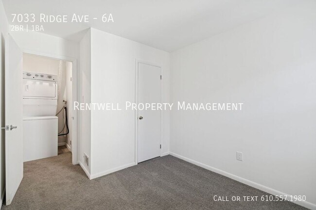 Building Photo - 7033 Ridge Ave