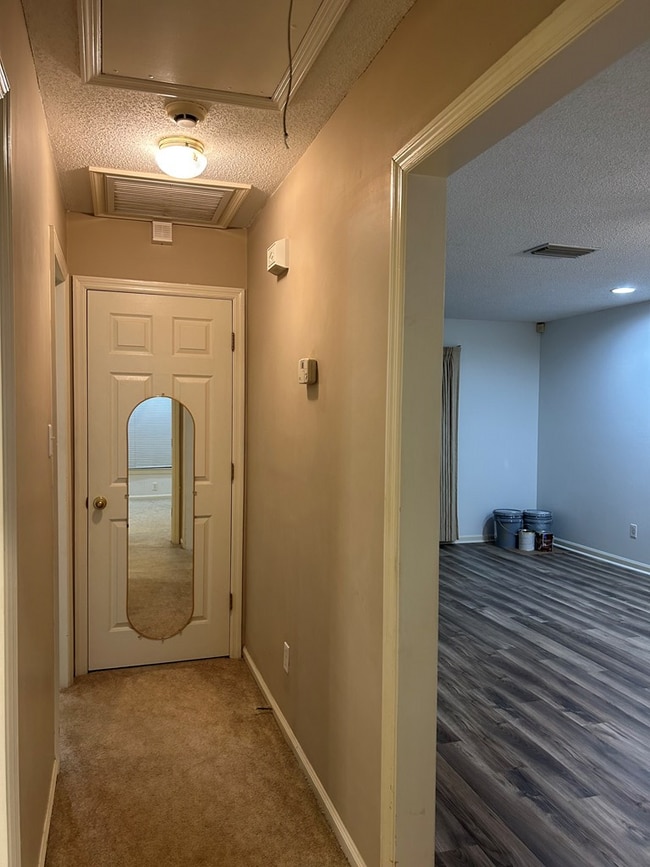 Building Photo - 403 Remington Ave