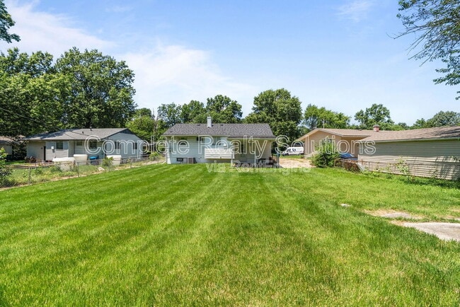 Building Photo - 10320 Durness Dr