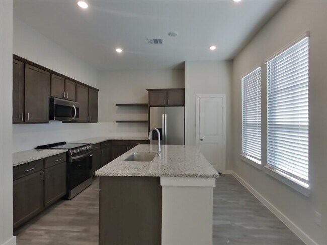 Building Photo - 22743 Terrazzo Dr