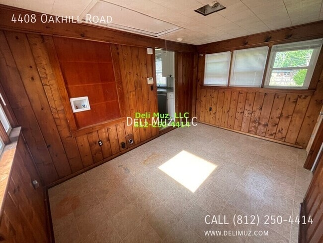 Building Photo - 4408 Oak Hill Rd