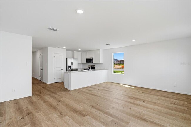 Building Photo - 1573 Plank Pl