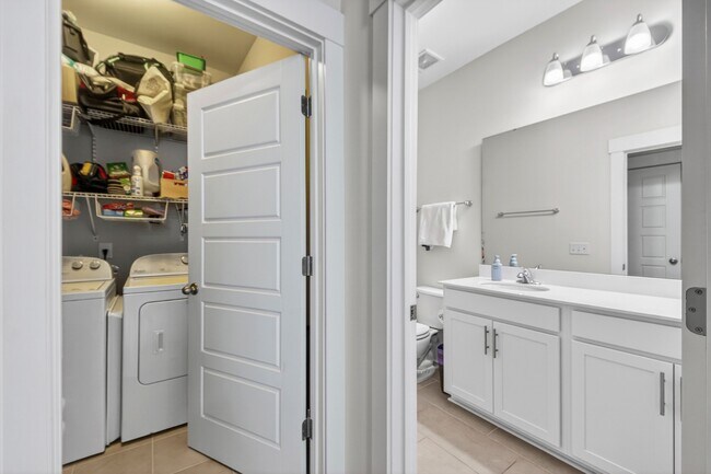 Building Photo - 4515 Summey Street