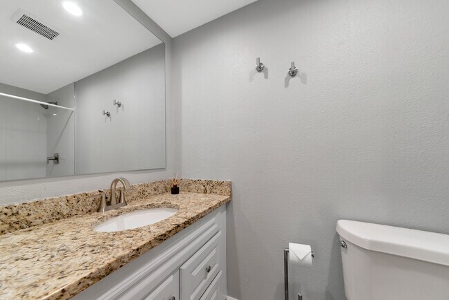 Building Photo - 5823 22nd St W