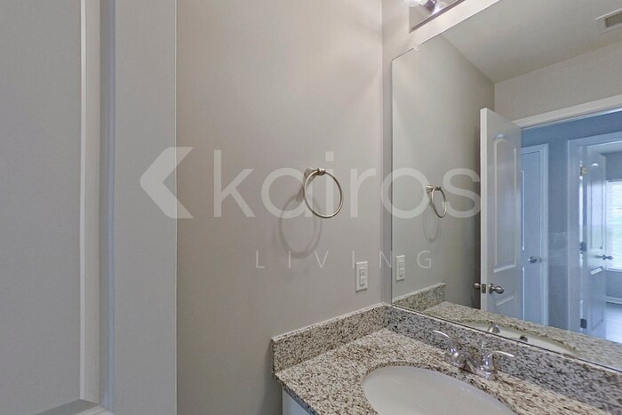 Building Photo - 302 Cedar Ridge