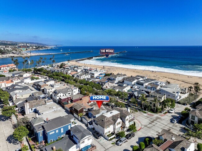Building Photo - Furnished Balboa Peninsula Point Cottage Home | Available November 1st – April 30th