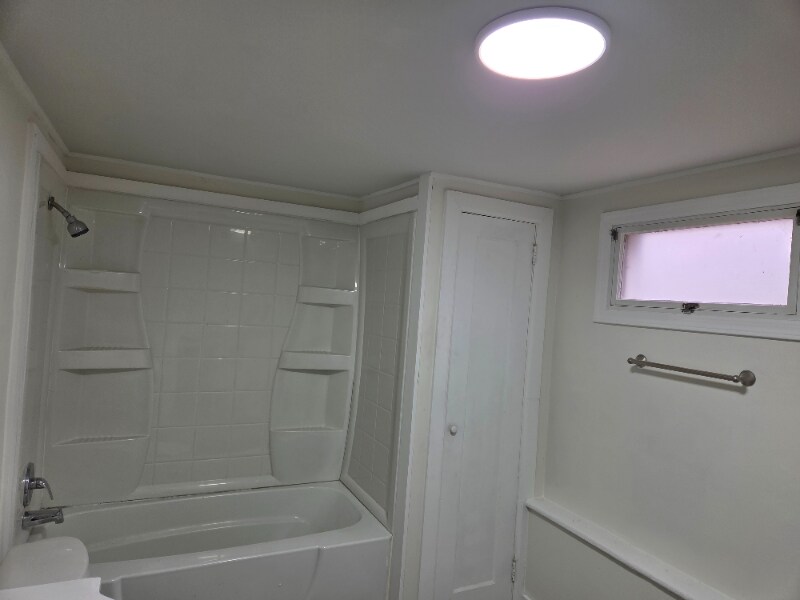 Building Photo - 441 Rutherford Ave