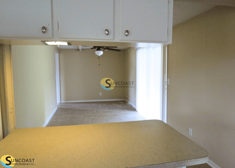 Building Photo - 454 Gano Ct