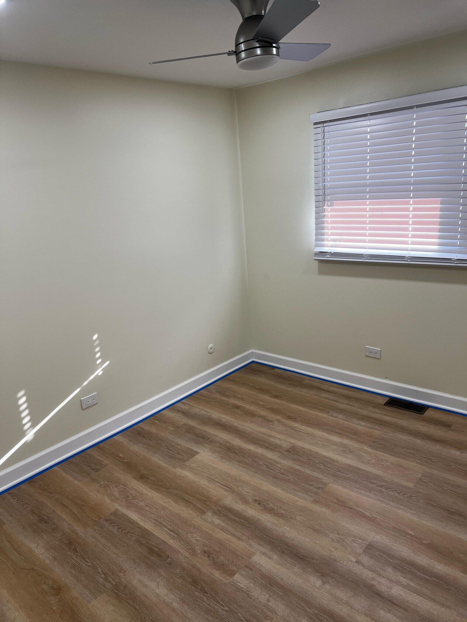 Building Photo - 20137 Woodale St