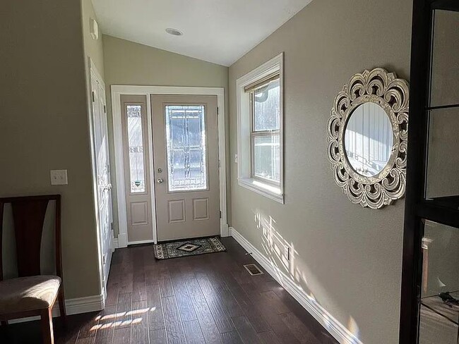 Building Photo - 4782 Hot Spgs Rd