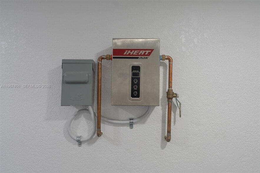 Building Photo - 2600 NW 108th St