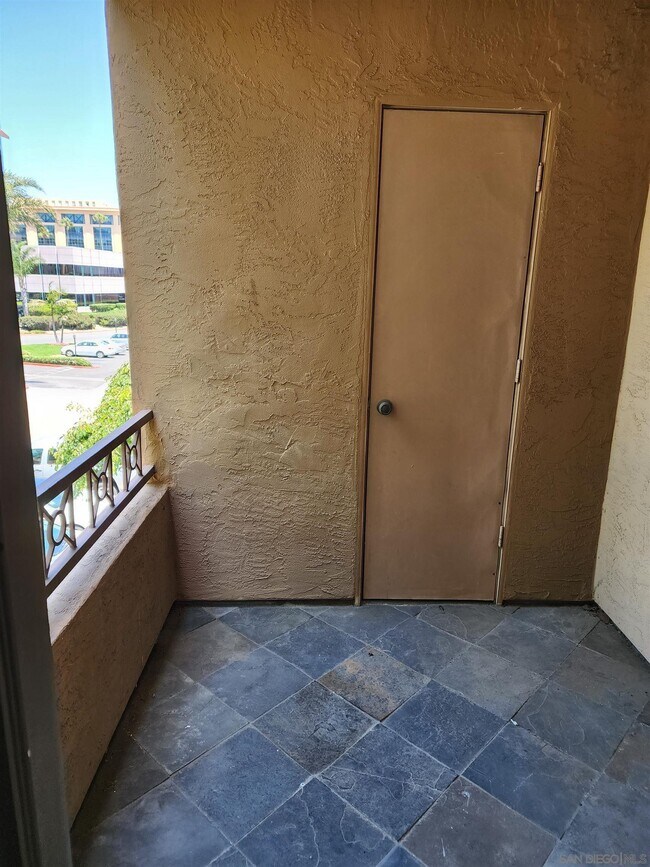 Building Photo - 3520 Lebon Dr