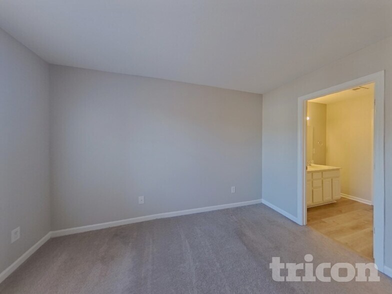 Building Photo - 1152 Rabon Pond Dr