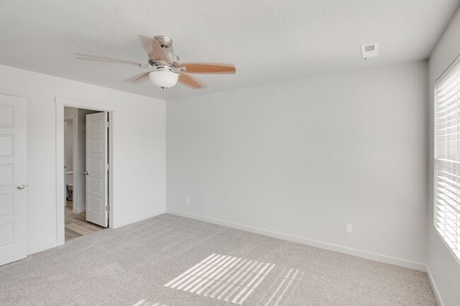 Building Photo - Love where you live! Townhome Available!