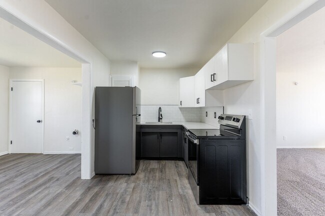 Building Photo - 4309 SE 40th St