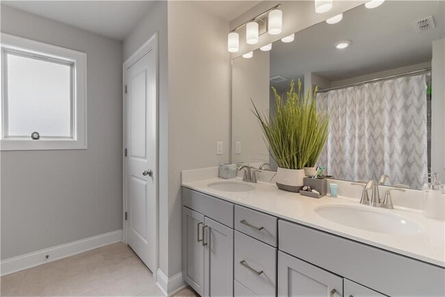 Building Photo - 4367 Bethany Manor Dr