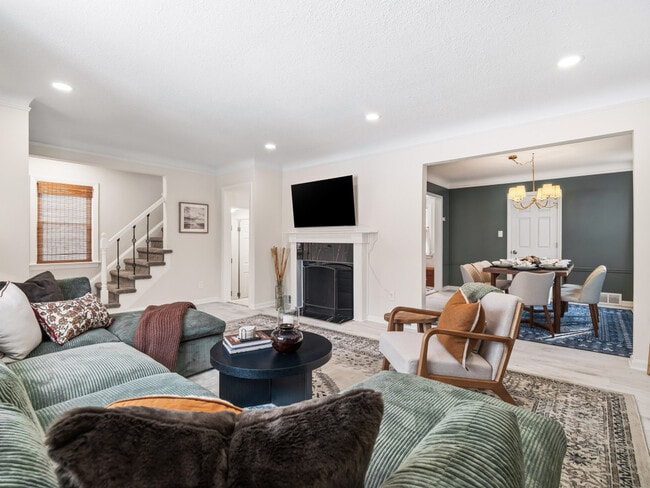 Building Photo - 3746 Northwood Rd