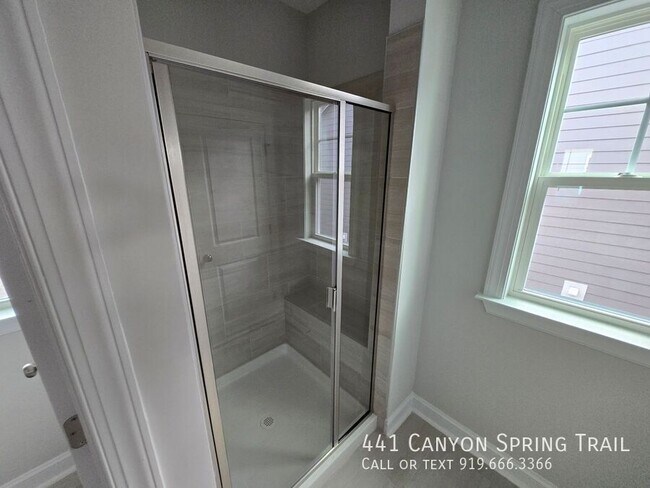 Building Photo - 441 Cyn Spg Trl