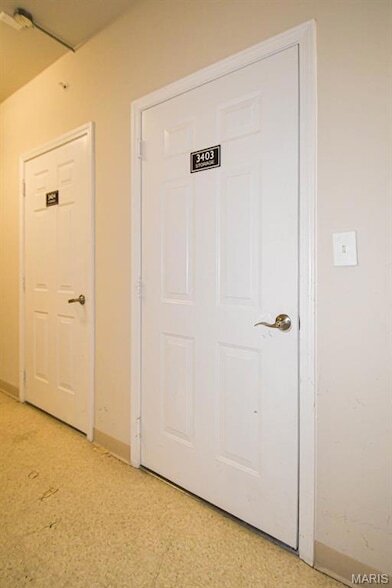 Building Photo - 1270 Strassner Dr