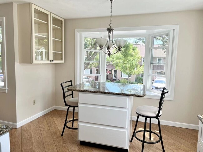 Building Photo - 200 Heroux Blvd