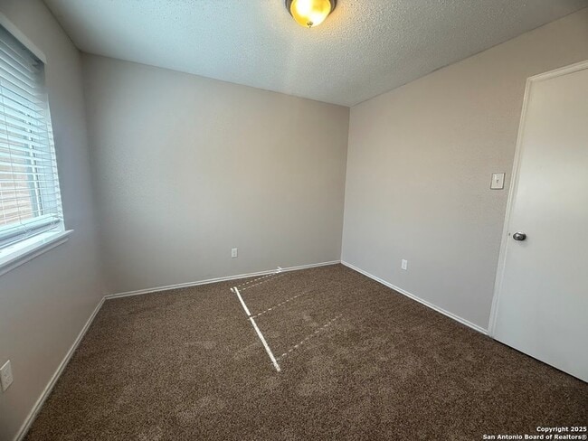 Building Photo - 14927 River Wind