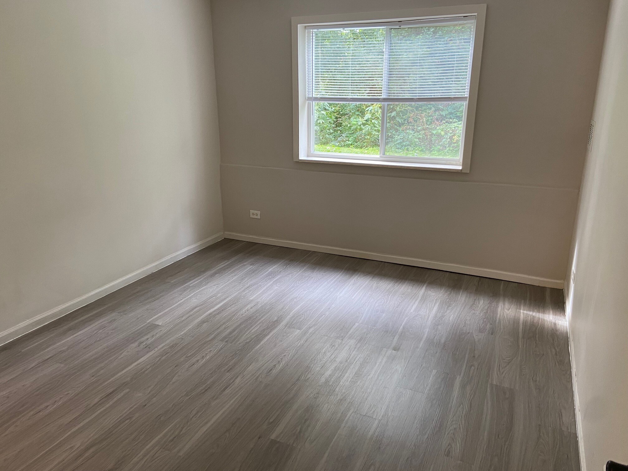 Building Photo - 620 E Liberty St