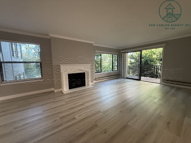 Building Photo - Remodeled Two Bedroom Ocean Pines Condominium