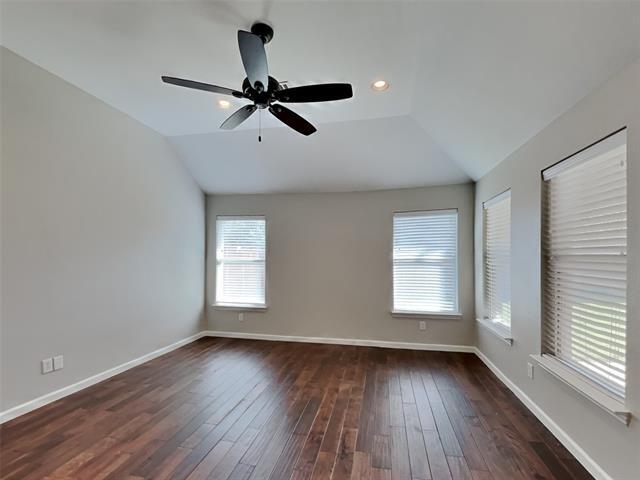 Building Photo - 2214 Frio Dr