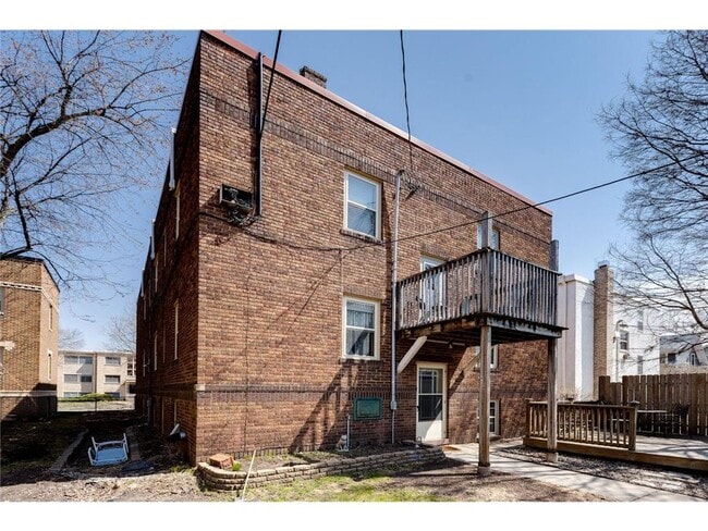 Building Photo - 3406 Harriet Ave