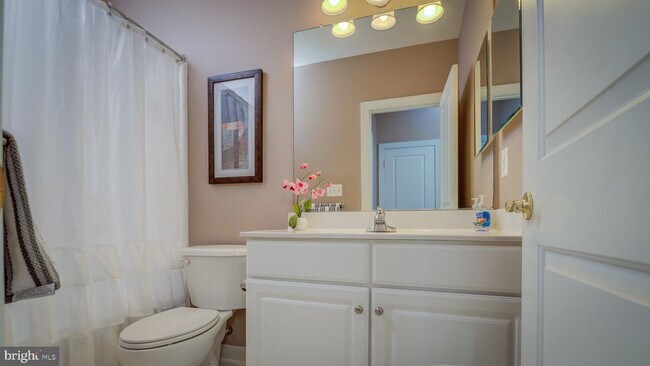 Building Photo - 14000 Baneberry Cir