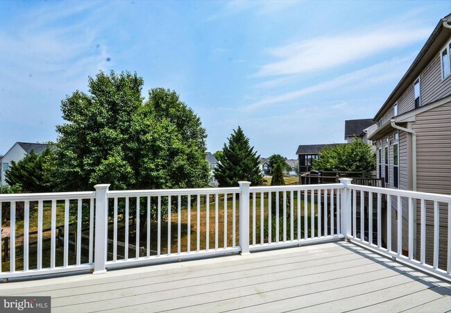 Building Photo - 120 Galyn Dr