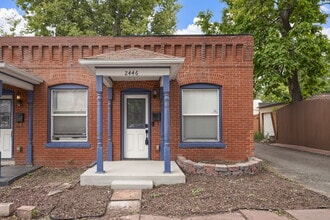 Building Photo - Historic 1 Bedroom in Highlands with Garage
