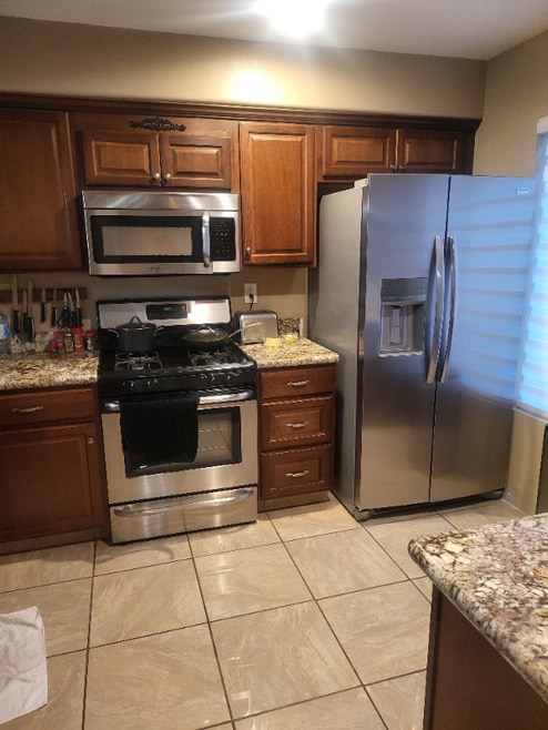 Building Photo - 9436 Quail Ridge Dr