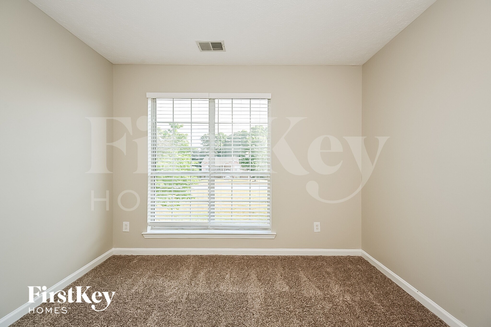 Building Photo - 4049 Fieldway Rd