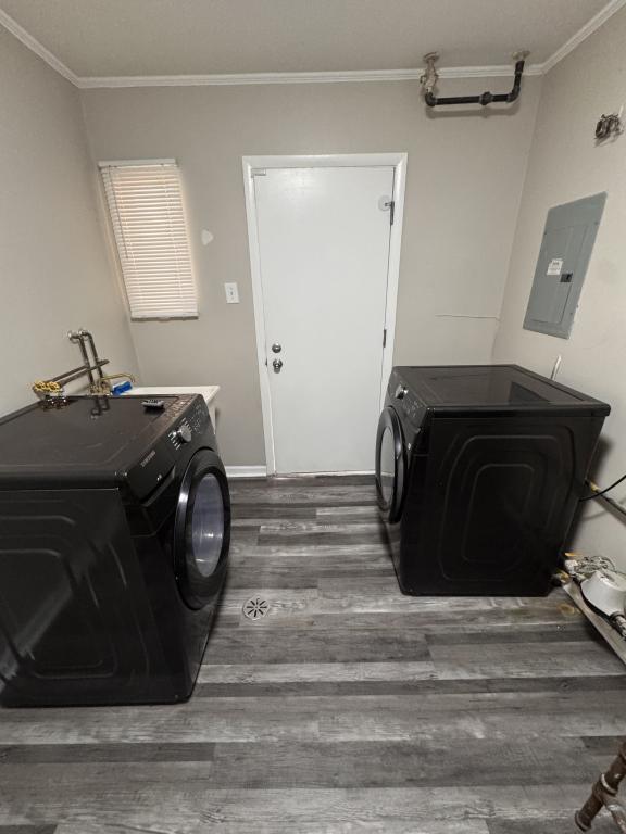 Building Photo - 445 Tomahawk St