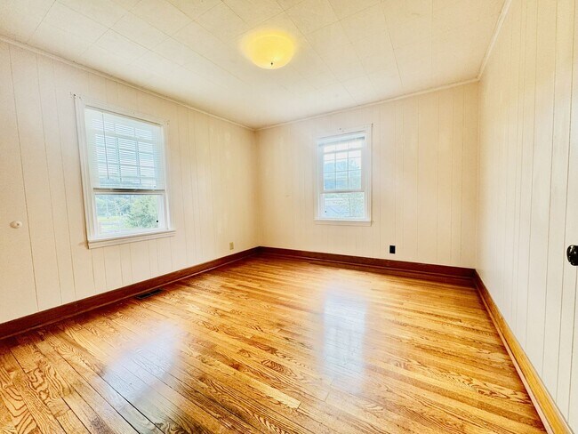 Building Photo - 3976 US-19E