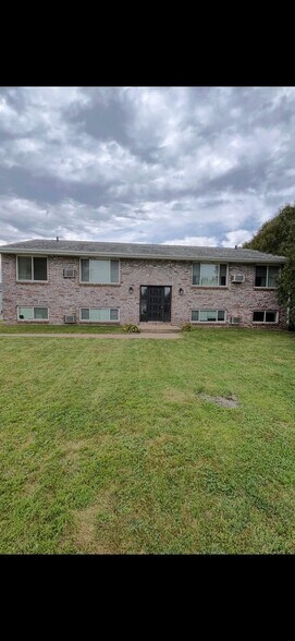 Building Photo - 2985 Hales Mill Rd