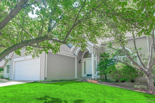 Building Photo - 16211 Port of Nantucket Dr