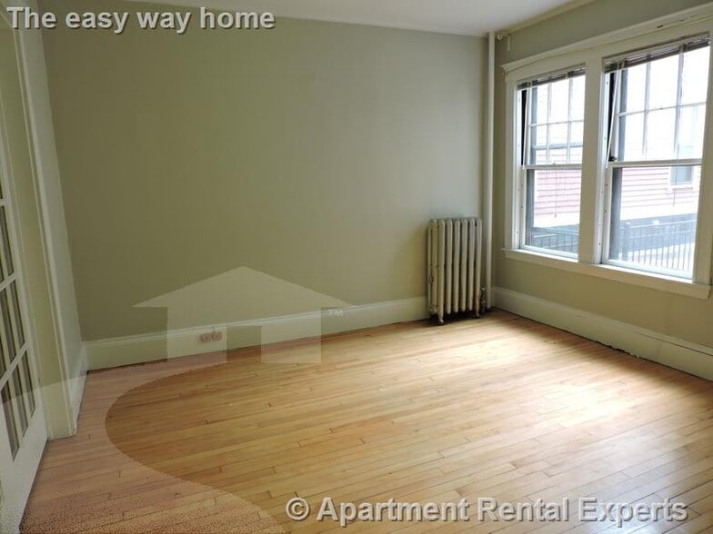 Building Photo - 11 Story St